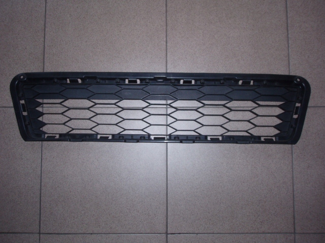 фото №1, Решётка w бампер honda civic ix 2012-2014 przed lift