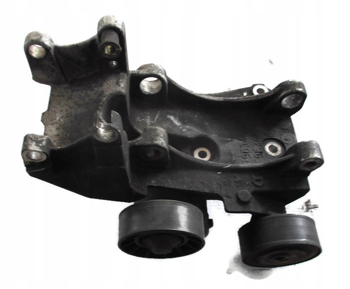 фото №1, Peugeot 206 основание генератора 2,0 hdi