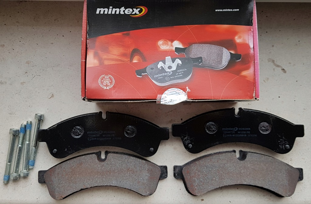 фото №1, Тормозные колодки задняя iveco daily iv v vi болты brembo