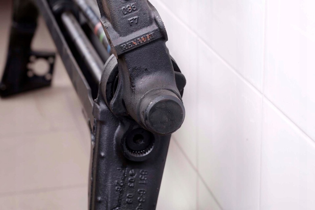 фото №9, Задня балка oś renault megane scenic