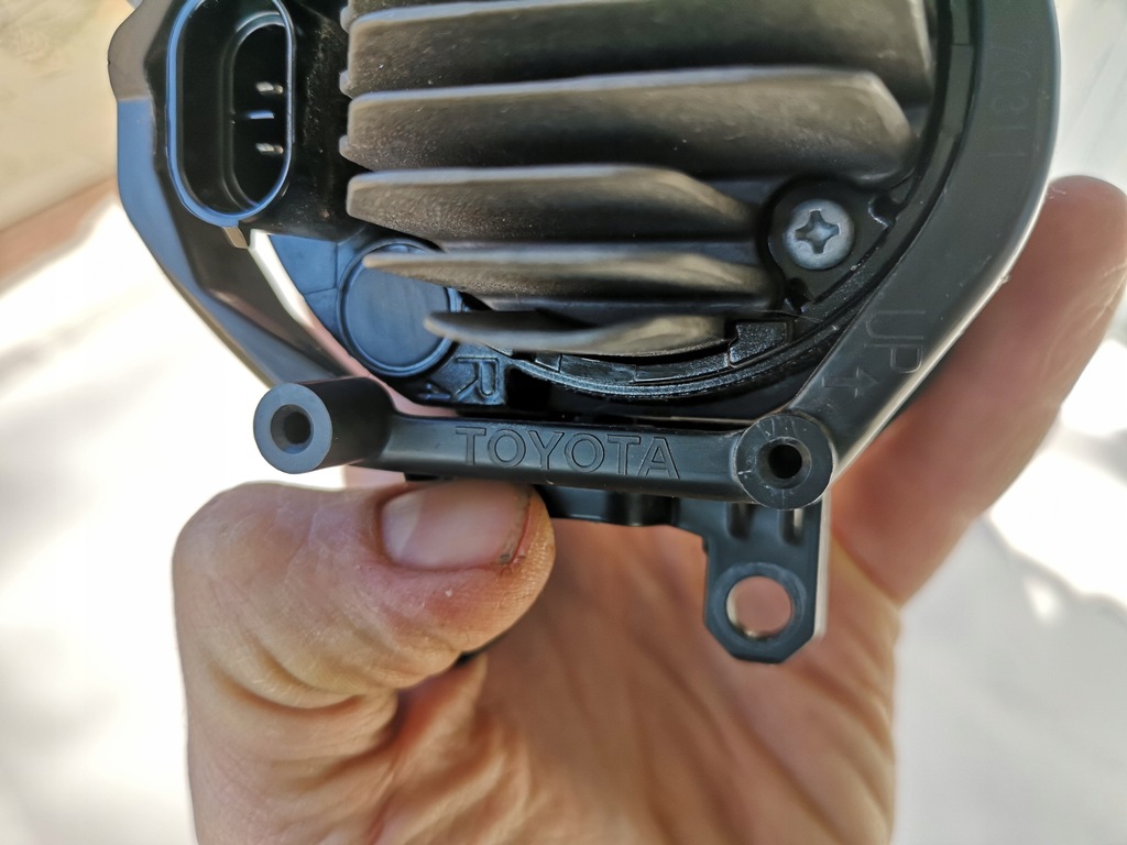 фото №4, Lexus is ls rc ct- противотуманная фара правый led полный