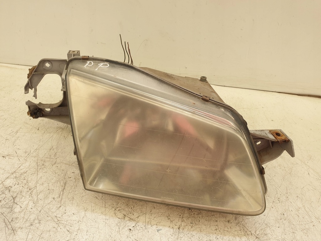 фото №1, Лампа права перед передня mazda 323f eu