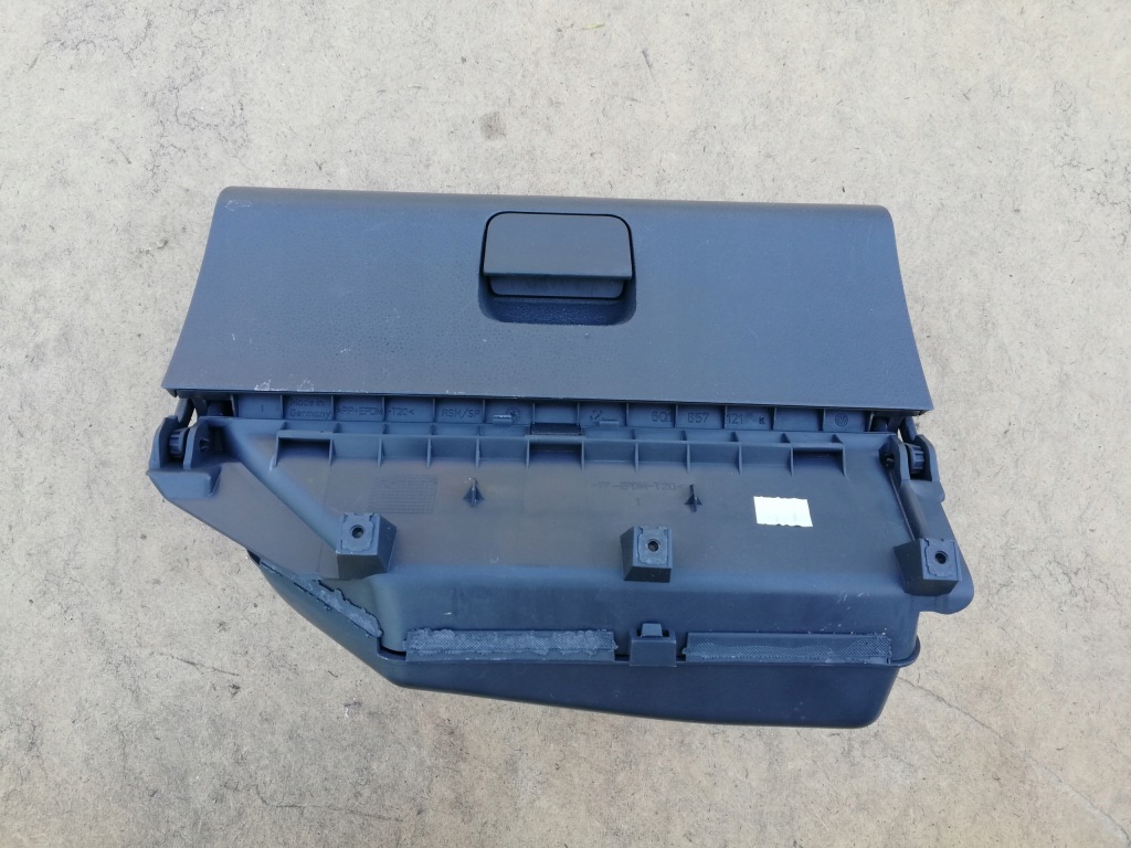фото №1, Бардачок пасажира vw polo 9n szary 6q1857121k
