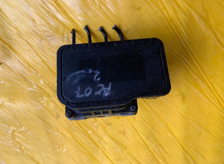 фото №1, Насос abs honda accord 7 vii 02-08