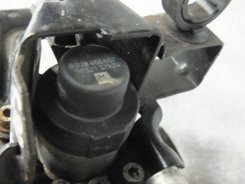 фото №6, Насос впрыскная 1,6d 109 km volvo s80 ii v70 iii