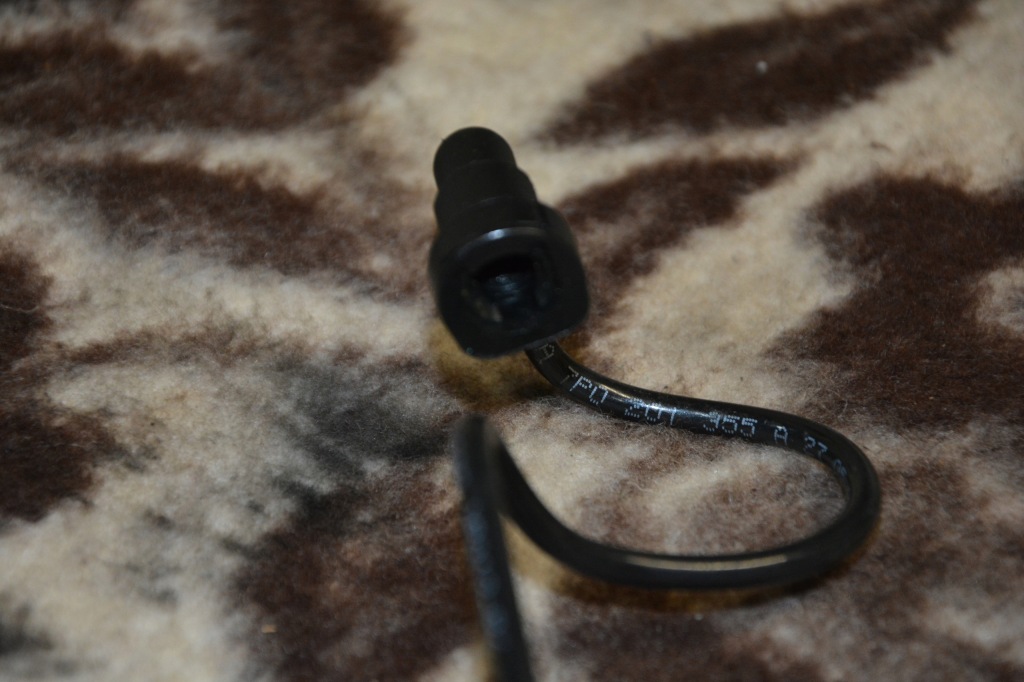 фото №2, Шланг пального vw touareg 7p0201355a