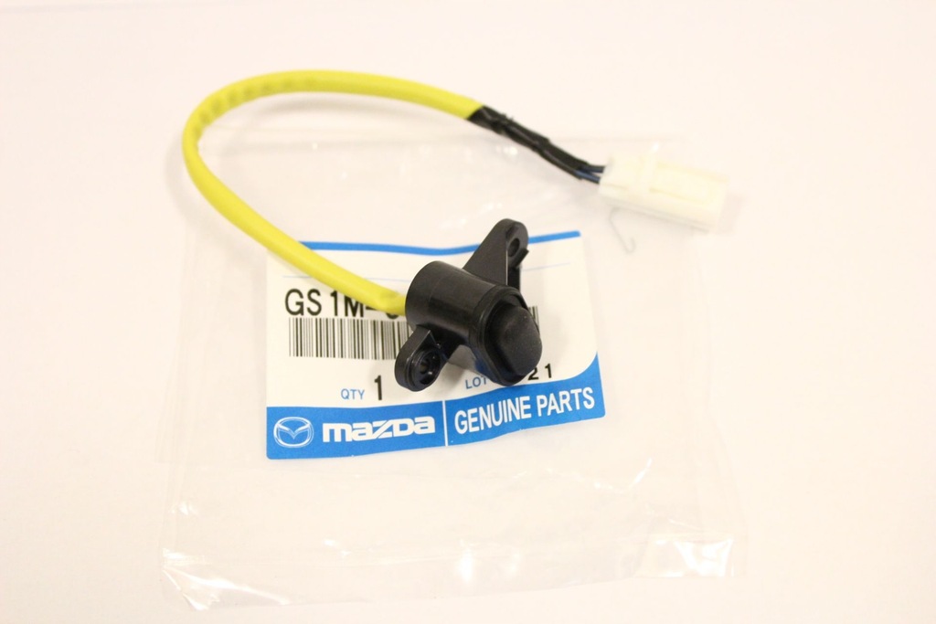 фото №2, Mazda 6 gh хэтчбек кнопка открывания крышки задняя