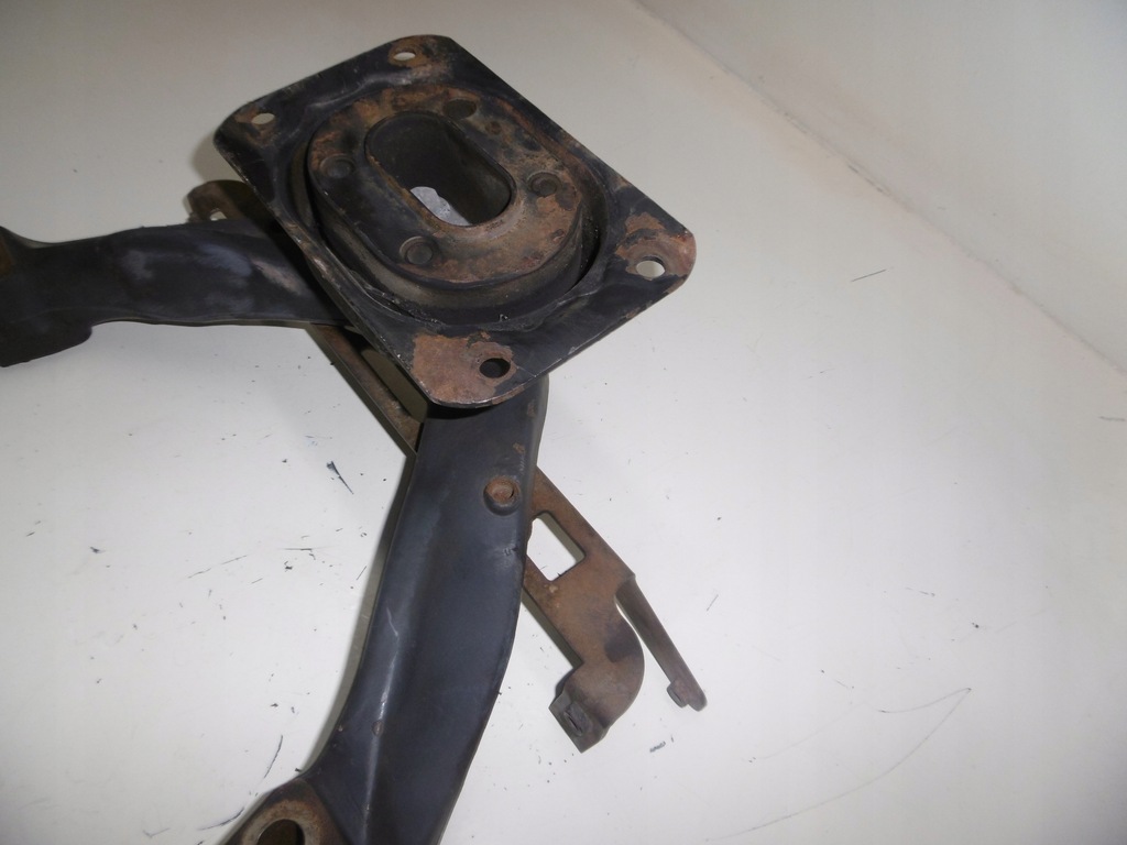 фото №9, Кронштейн кронштейн двигателя 20747056 magnum dxi volvo fh