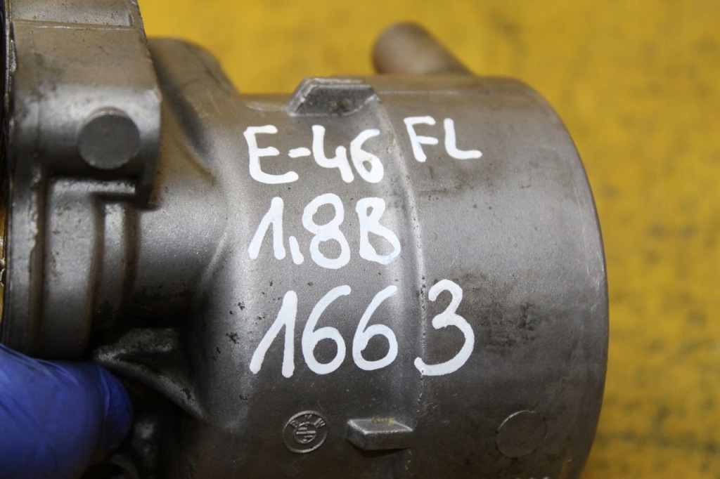 Корпус фильтра масла bmw e46 fl 1.8 b 7505203 Киев