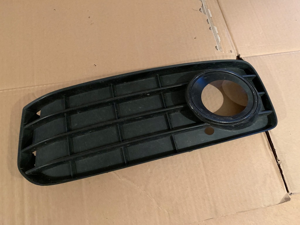 фото №1, Audi a5 08-11 sline левая решётка