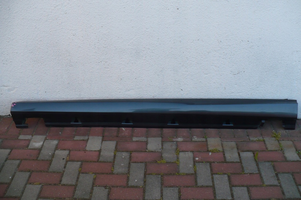 фото №2, Mercedes w166 ml amg - молдинг поріг ліва