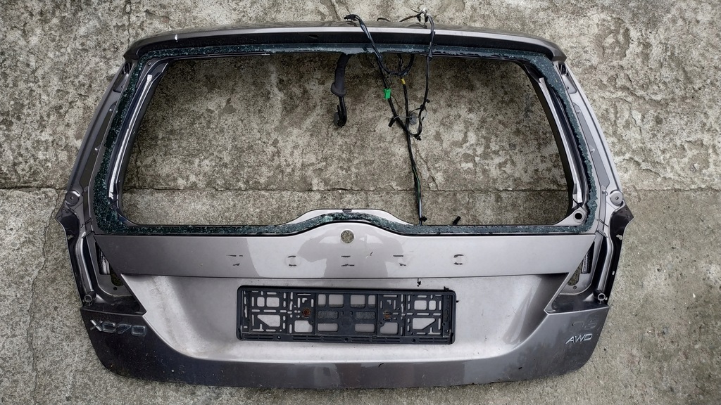 фото №1, Volvo v70 xc70 - кришка багажника задня задня емблема джгут