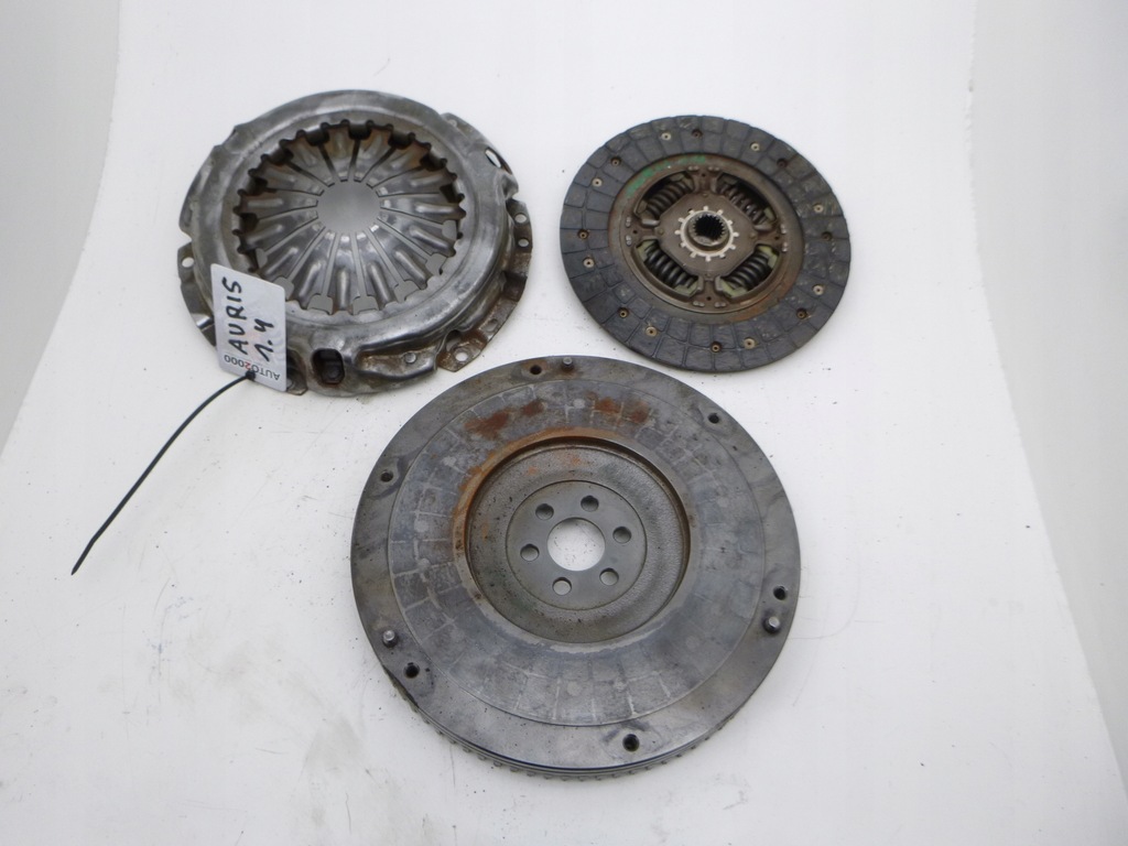 фото №1, Toyota auris 2012- 1.4 d4d сцепление диск прижим