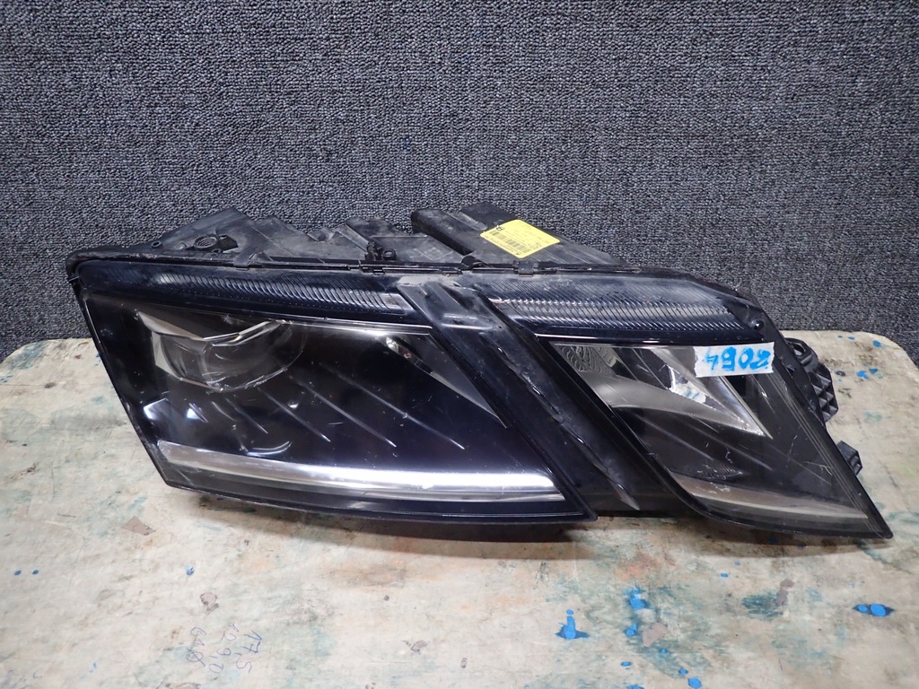 фото №1, Лампа перед права skoda octavia iii lift full led