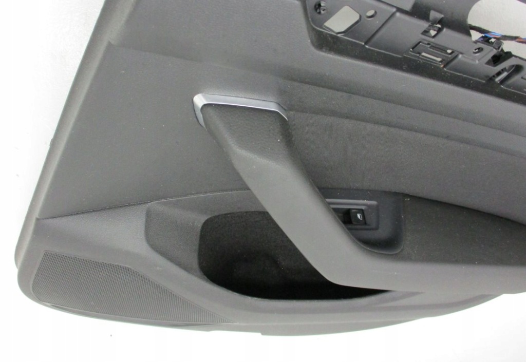 фото №10, Обшивка двері правий задня vw passat b8 3g0867068a