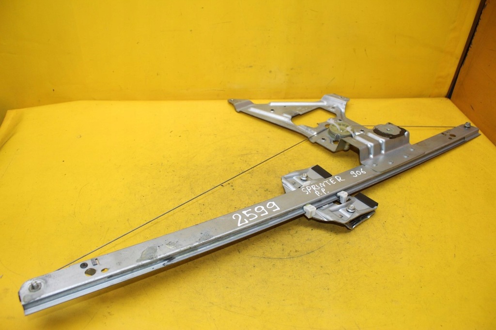 фото №1, Підйомник скло mercedes-benz оригінальний номер 9067200146