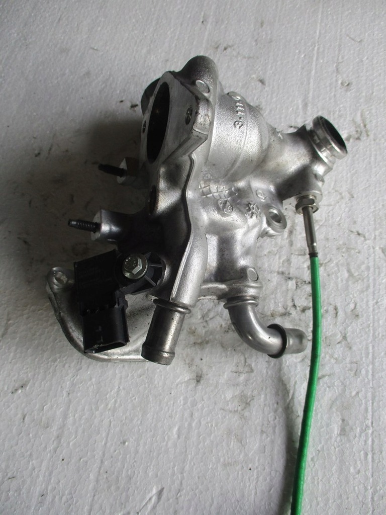 фото №2, Корпус термостат 147173974r