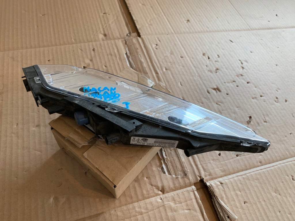 фото №3, Porsche macan turbo правый led