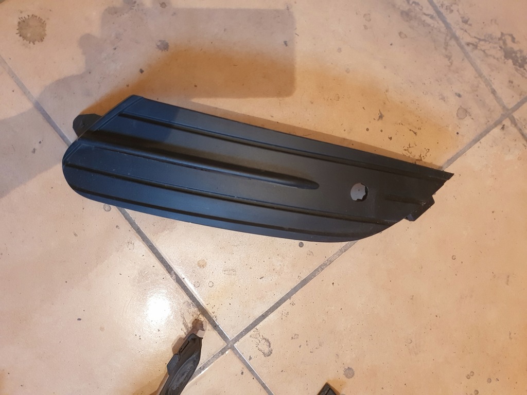 фото №1, Решітка бампера права renault espace v 622568681r