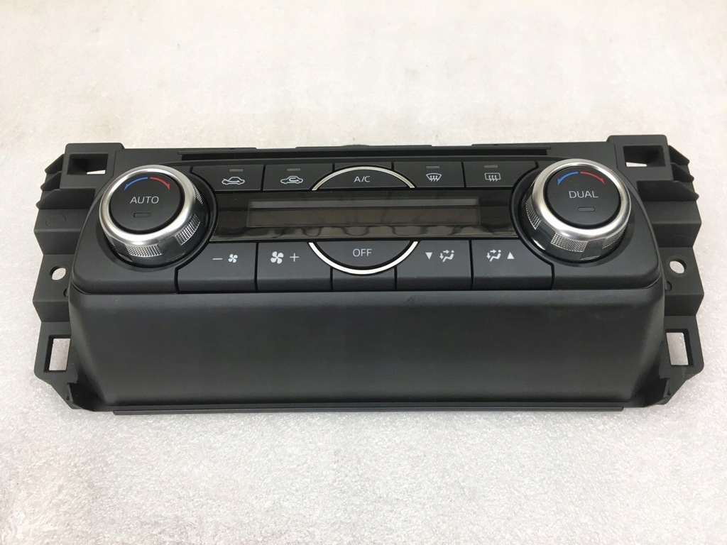 фото №1, Mazda cx5 ii 17- панель кондиционера kb8m61190a