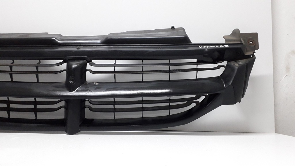 фото №10, Chrysler voyager 96-00 решётка радиатора решётка радиатора решётка радиатора 04576955