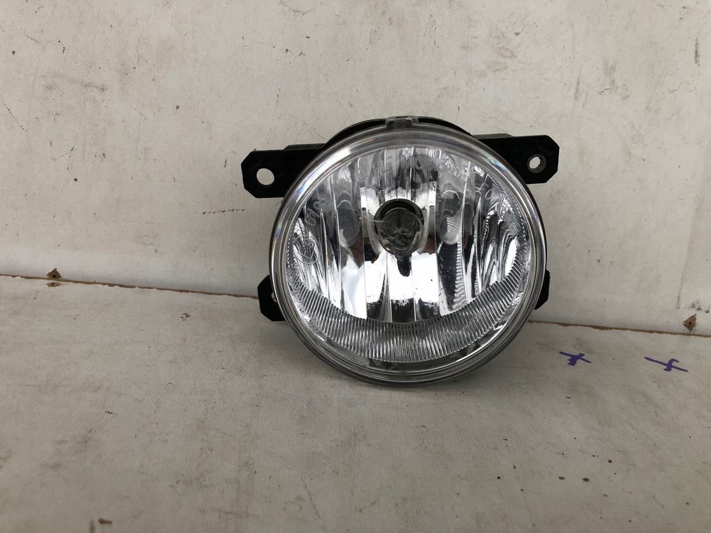 фото №1, Subaru impreza противотуманная фара