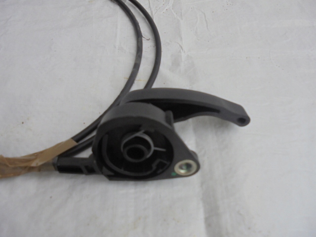 фото №2, Megane iv 1.5 dci ручка трос відкривання капот