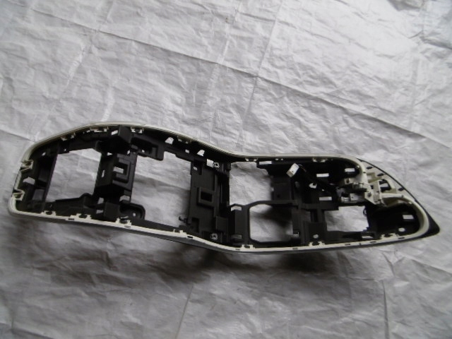 фото №1, Renault espace v каркас консолі панелі