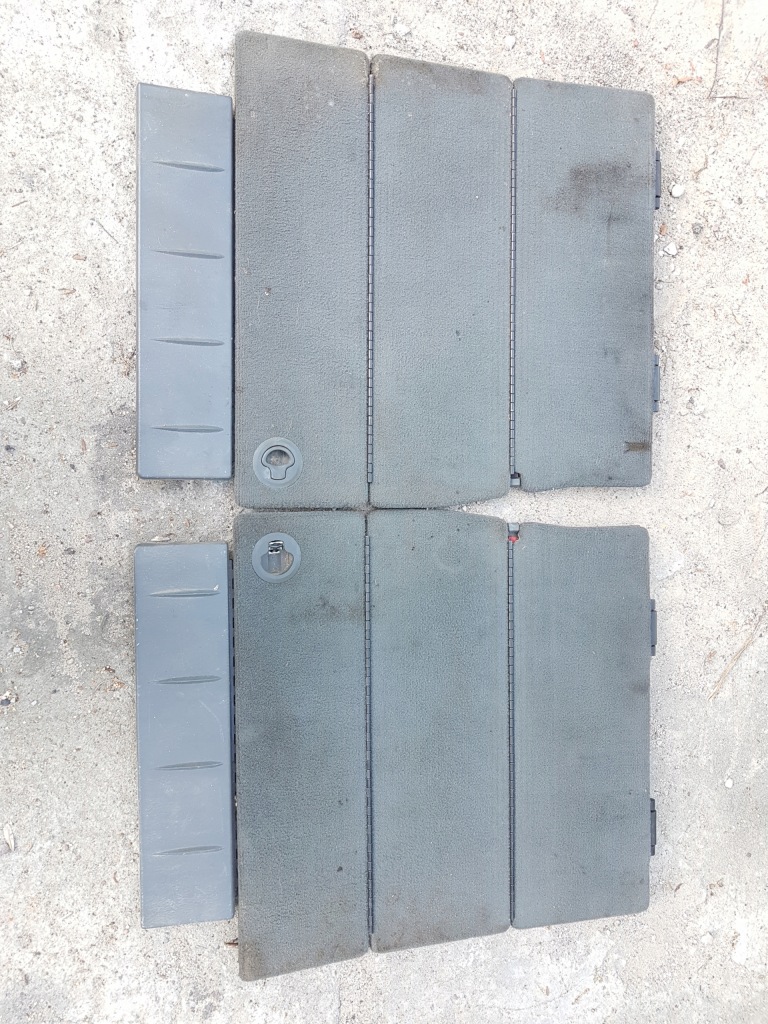 фото №1, Chrysler voyager 2,8 пол бардачок обшивка