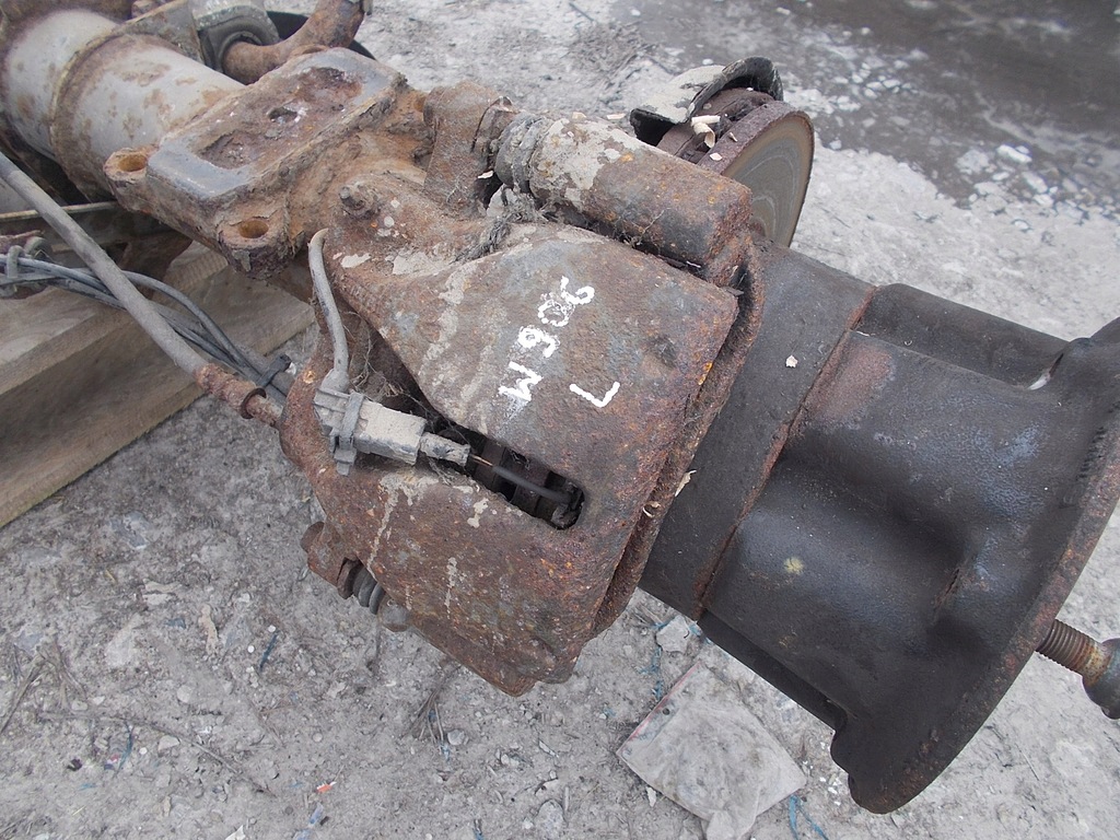 фото №1, Vw crafter mb sprinter w906 супорт задня двійник l