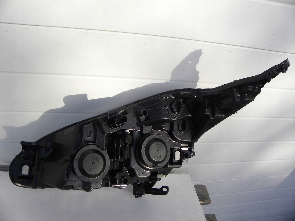 фото №5, Peugeot 208 лампы передние левая, правая