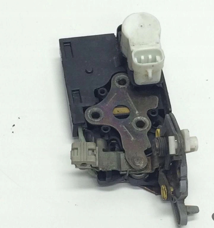 фото №1, Cadillac escalade gmc yukon 00-06r замок дверь задняя