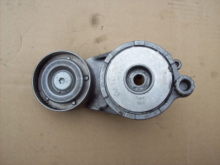 фото №1, Mercedes w166 w222 w212 натяжитель ролик a6422001970