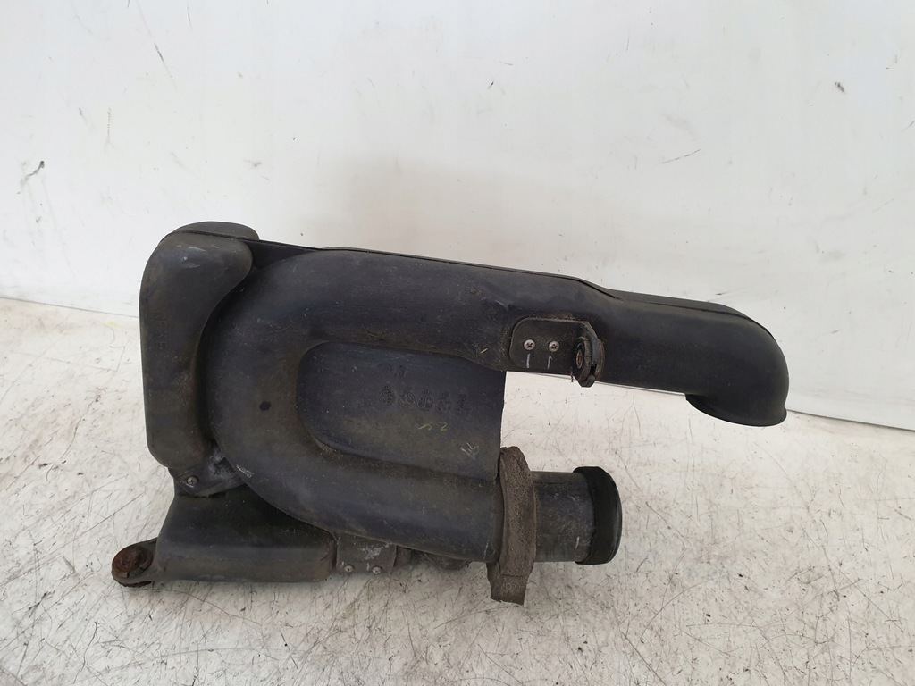 фото №1, Резонатор повітрозабірник повітря mazda premacy 2.0 ditd