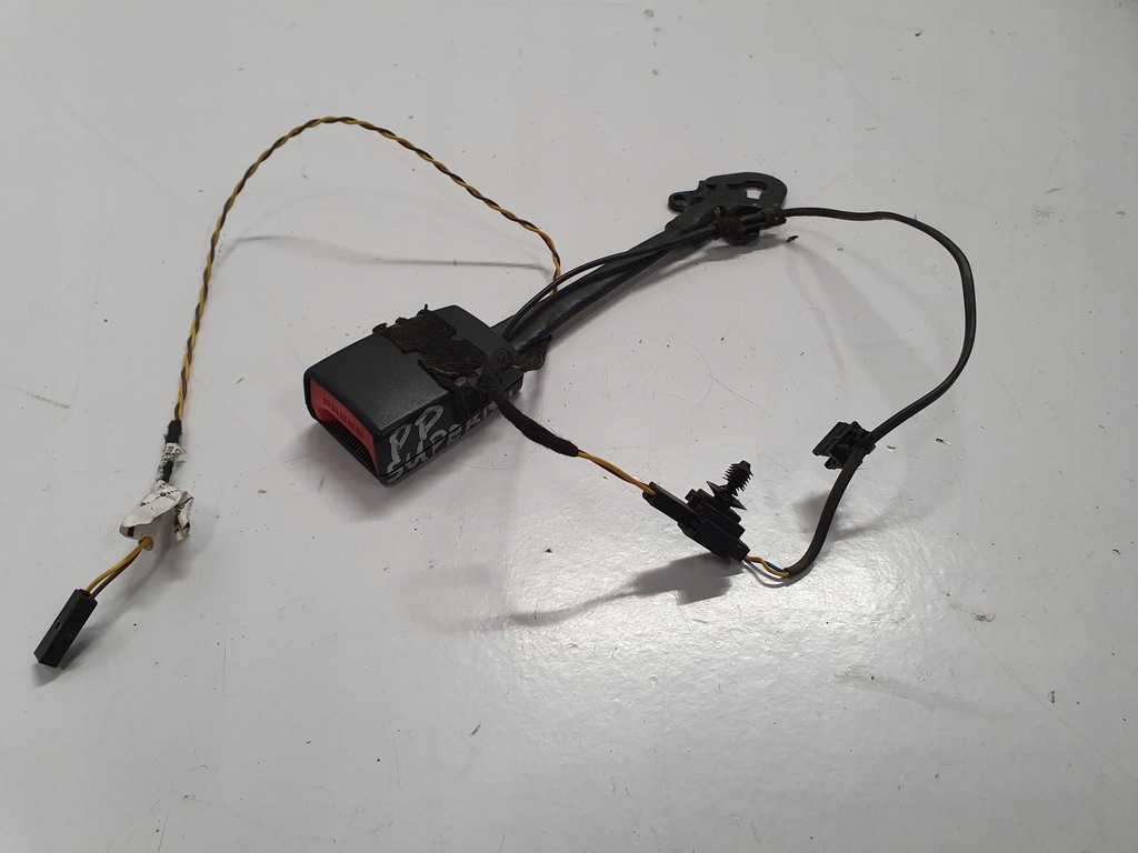 фото №1, Skoda superb ii клипса поперечина правый перед