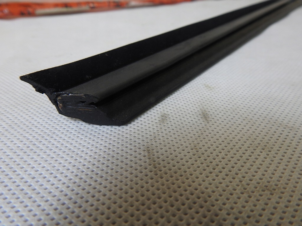 фото №8, Прокладка zew. стекло дверь левый задняя alfa romeo 146