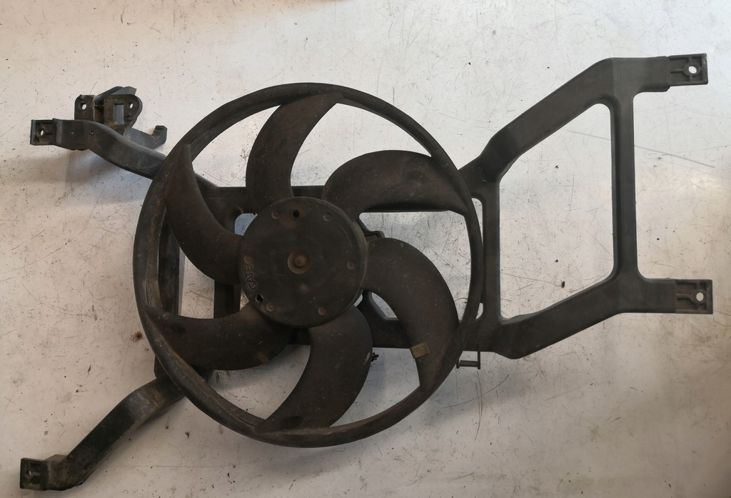 фото №1, Вентилятор радиатора dacia logan 1.5 dci 8200702958