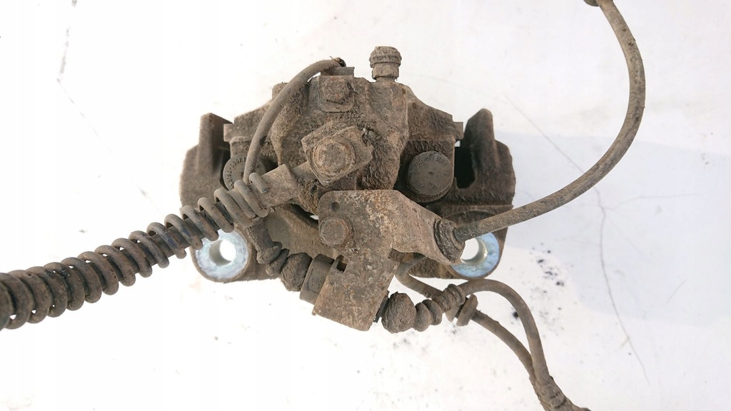 фото №5, Vw touareg супорт гальма правий задня