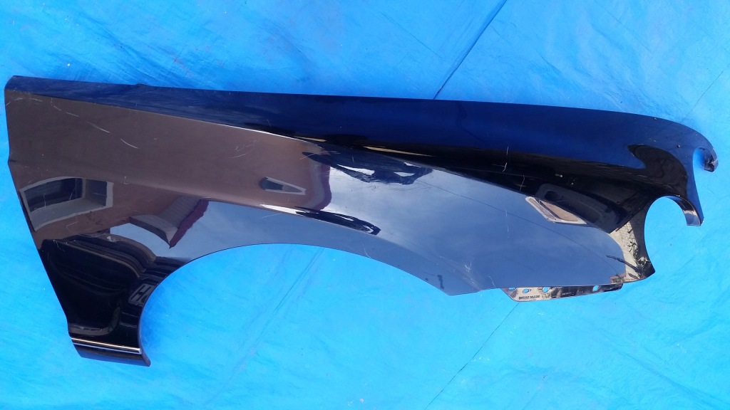 фото №1, Bentley flying spur крыло передний правый