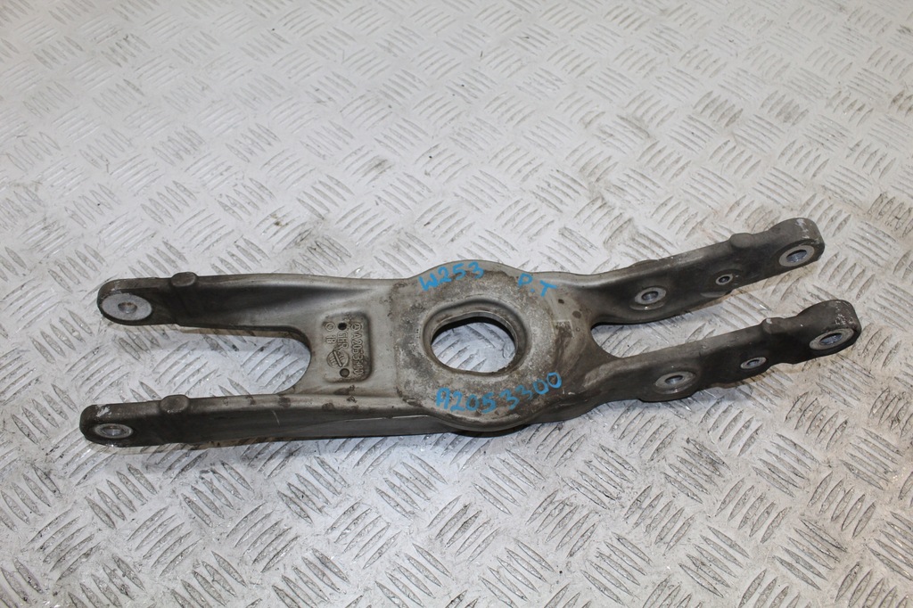 фото №1, Рычаг правый задняя glc amg w253 a2053300