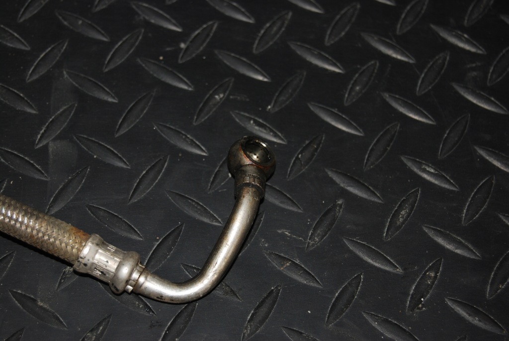 фото №5, Шланг трубка масла audi a8 d3 4.2 tdi 057145771j