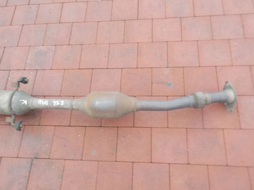 фото №3, Toyota corolla e12 2.0 d4d катализатор труба выхлоп