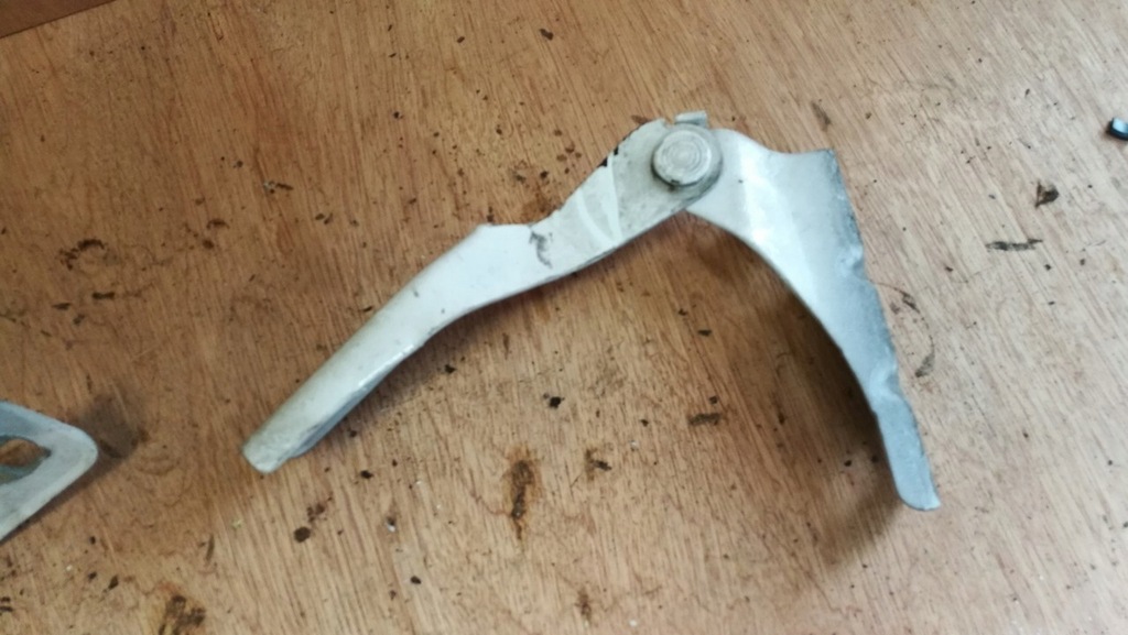 фото №5, Петля капот ford transit 06-13 левый правый