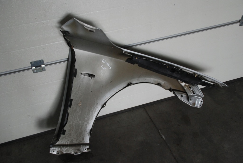 фото №7, Крыло левый перед lexus is 06-11