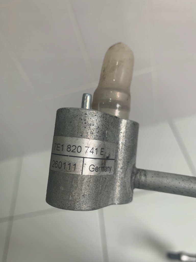 фото №4, Шланг труба wąż кондиціонера vw 7e1820741e