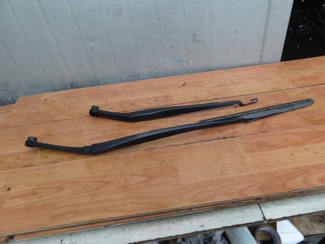 фото №1, Hyundai elantra 2016 рычаги дворник комплект