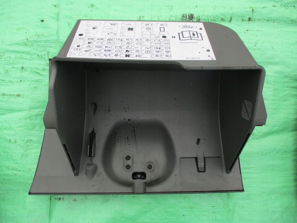 фото №2, Ford fiesta mk6 бардачок пассажира