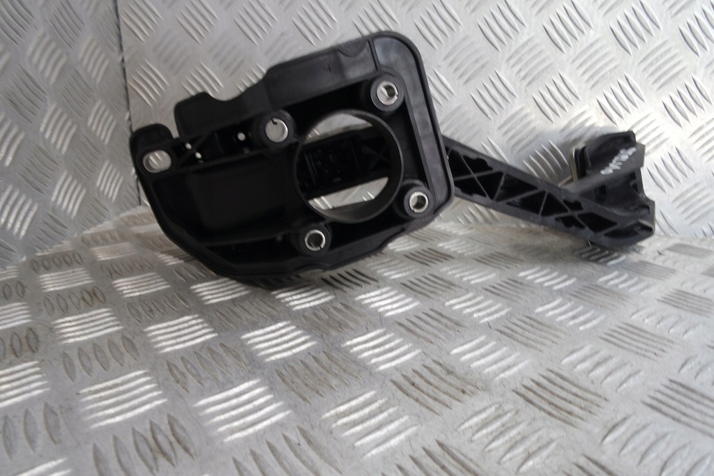 фото №3, Alfa romeo stelvio педаль тормоза