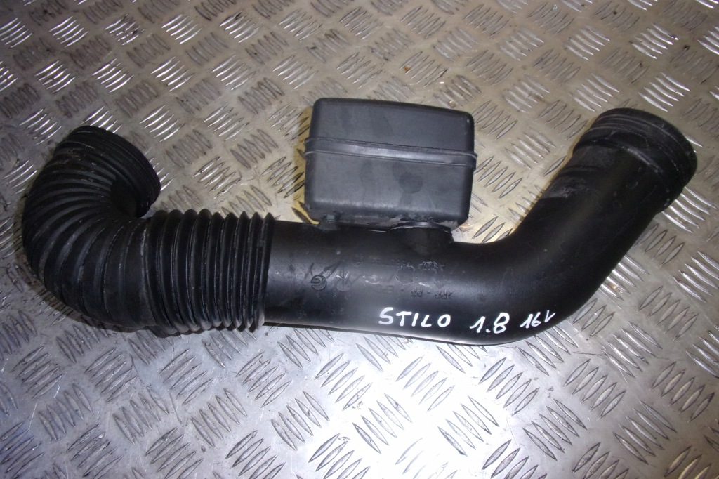 фото №1, Труба шланг воздухозаборник воздуха fiat stilo 1.8 16v