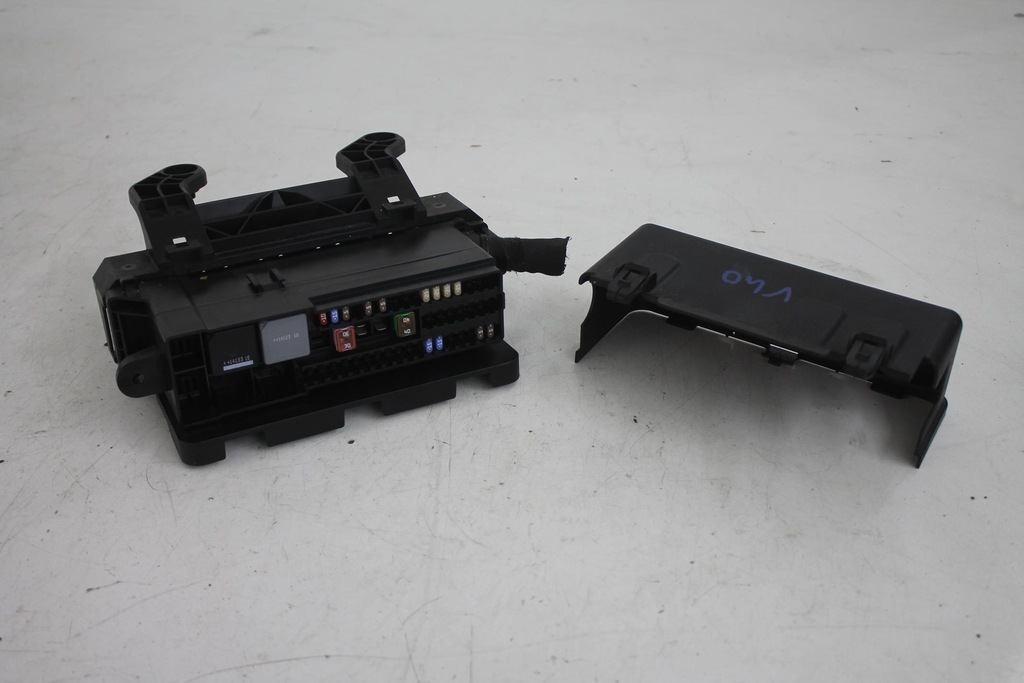 фото №1, Коробка предохранителей 2.0 d3 volvo v40 ii 12-18